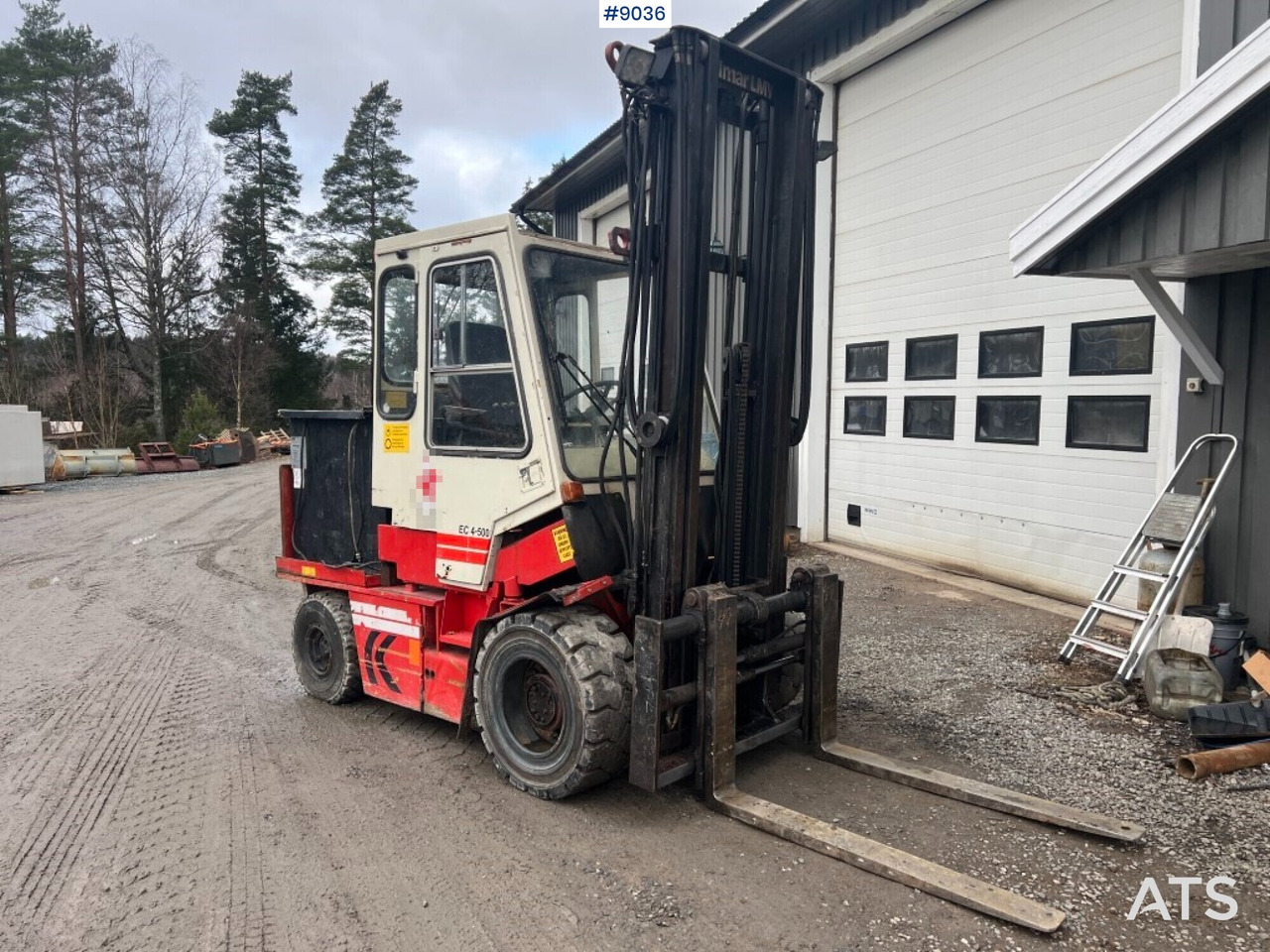 Truck Kalmar EB 4-500 with battery charger and extra tire - Chariot élévateur: photos 1 Truck Kalmar EB 4-500 with battery charger and extra tire - Chariot élévateur: photos 1