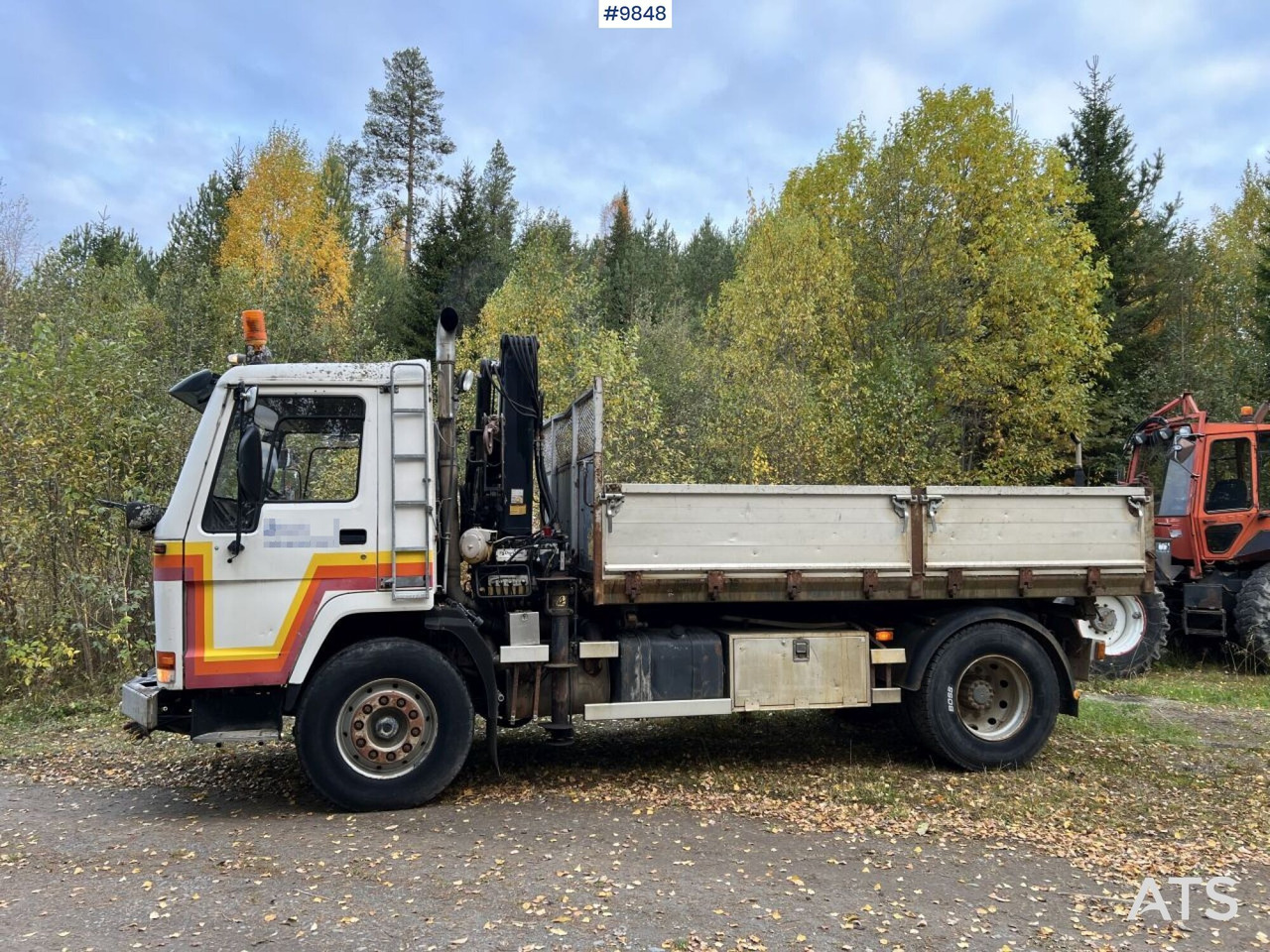 VOLVO FL7 4X2 Crane truck/Dump truck with Hiab071 crane - Camion benne, Camion grue: photos 3 VOLVO FL7 4X2 Crane truck/Dump truck with Hiab071 crane - Camion benne, Camion grue: photos 3