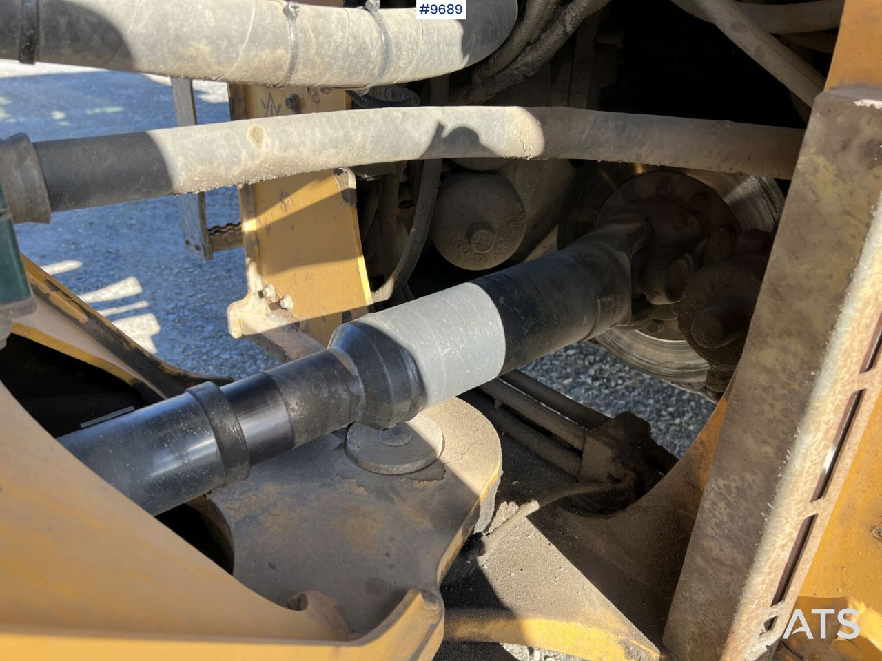 Chargeuse sur pneus VOLVO L60G Wheel loader with multi-bucket: photos 17 Chargeuse sur pneus VOLVO L60G Wheel loader with multi-bucket: photos 17