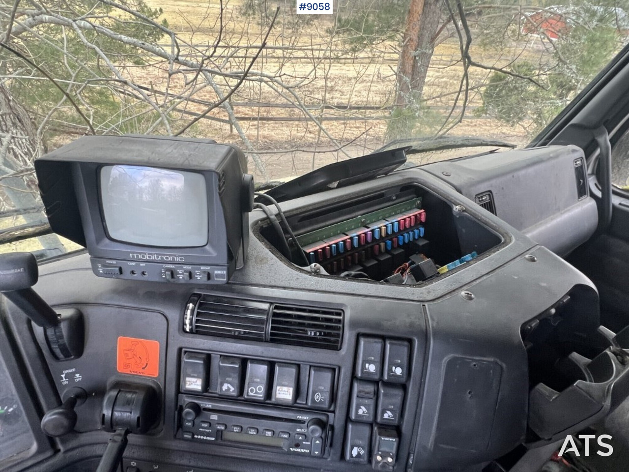 Châssis cabine Volvo FH16 470 6X4 Laxo - REPOBJEKT: photos 6