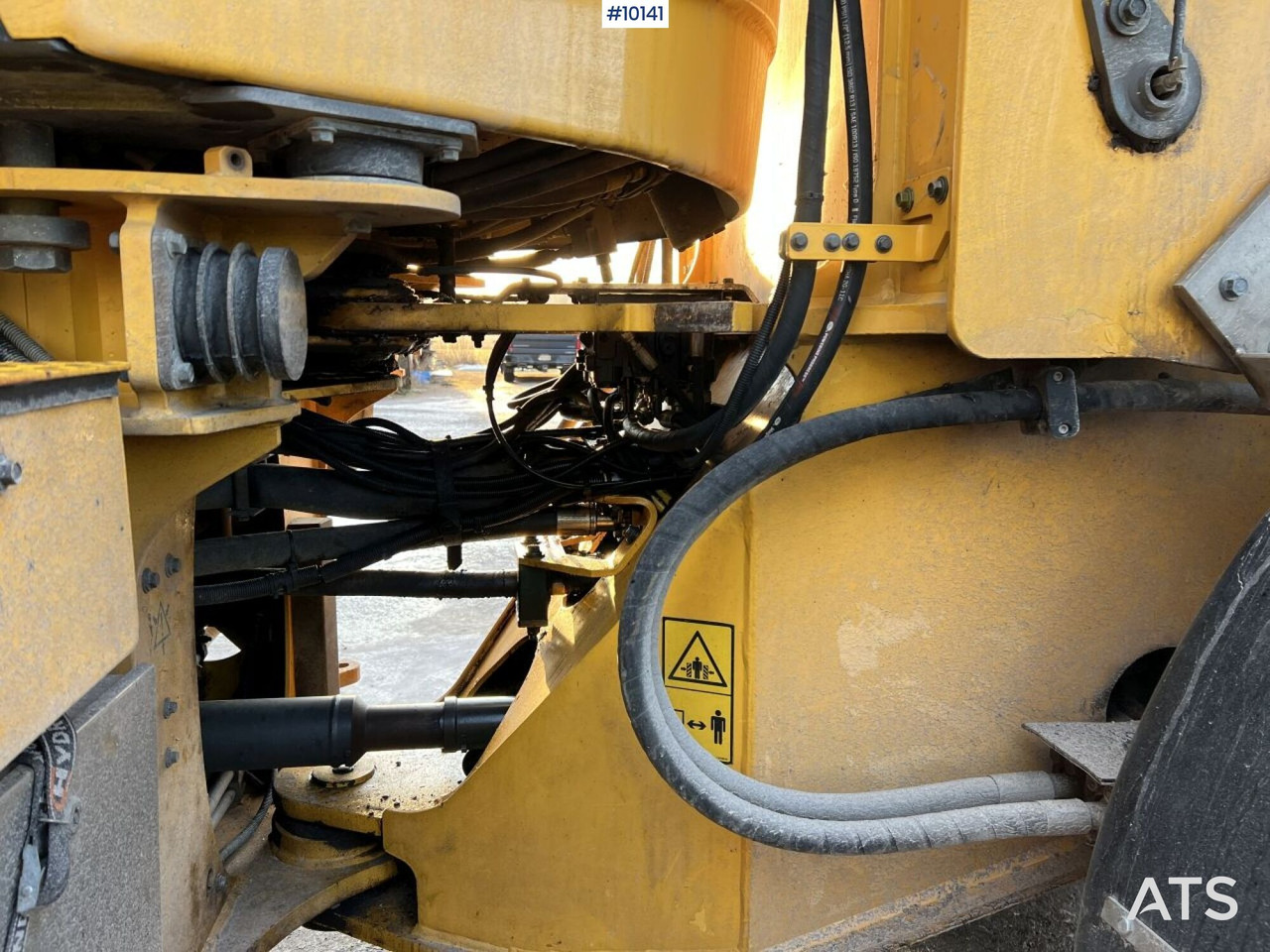 Chargeuse sur pneus Volvo L60F Wheel loader with tilt hitch (VIDEO): photos 42