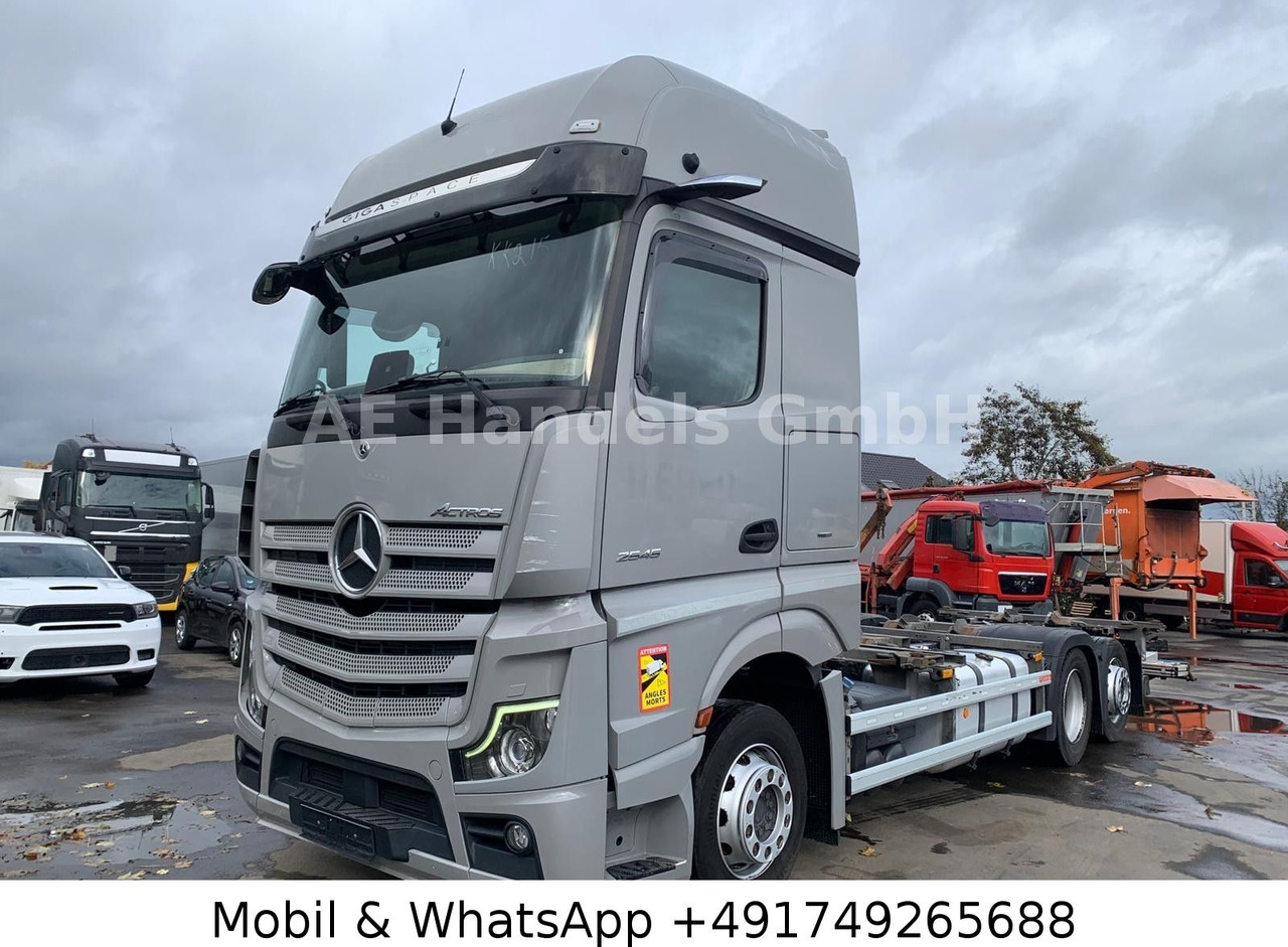 Mercedes-Benz Actros V 2545 GigaSpace BDF LL*Retarder/LBW/L+L - Camion porte-conteneur/ Caisse mobile: photos 1 Mercedes-Benz Actros V 2545 GigaSpace BDF LL*Retarder/LBW/L+L - Camion porte-conteneur/ Caisse mobile: photos 1