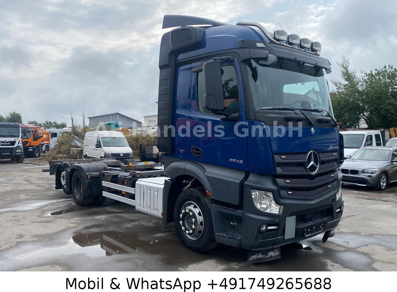 Mercedes-Benz Benz Actros IV 2542 L LL 6x2 *Retarder/Lift/LDW - Camion porte-conteneur/ Caisse mobile: photos 1 Mercedes-Benz Benz Actros IV 2542 L LL 6x2 *Retarder/Lift/LDW - Camion porte-conteneur/ Caisse mobile: photos 1