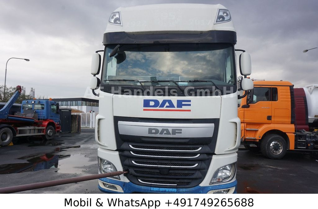 DAF XF 460 SSC BL *Retarder / LDW / LED / 2xTank DAF XF 460 SSC BL *Retarder / LDW / LED / 2xTank - Tracteur routier: photos 2 DAF XF 460 SSC BL *Retarder / LDW / LED / 2xTank DAF XF 460 SSC BL *Retarder / LDW / LED / 2xTank - Tracteur routier: photos 2
