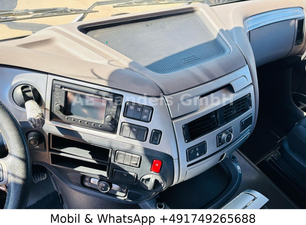 Tracteur routier neuf DAF XF 530 SC BL PXP 4x4 *Retarder/Hydr./Standklima: photos 25 Tracteur routier neuf DAF XF 530 SC BL PXP 4x4 *Retarder/Hydr./Standklima: photos 25