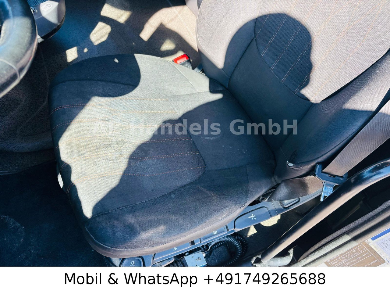 Tracteur routier neuf DAF XF 530 SC BL PXP 4x4 *Retarder/Hydr./Standklima: photos 18 Tracteur routier neuf DAF XF 530 SC BL PXP 4x4 *Retarder/Hydr./Standklima: photos 18