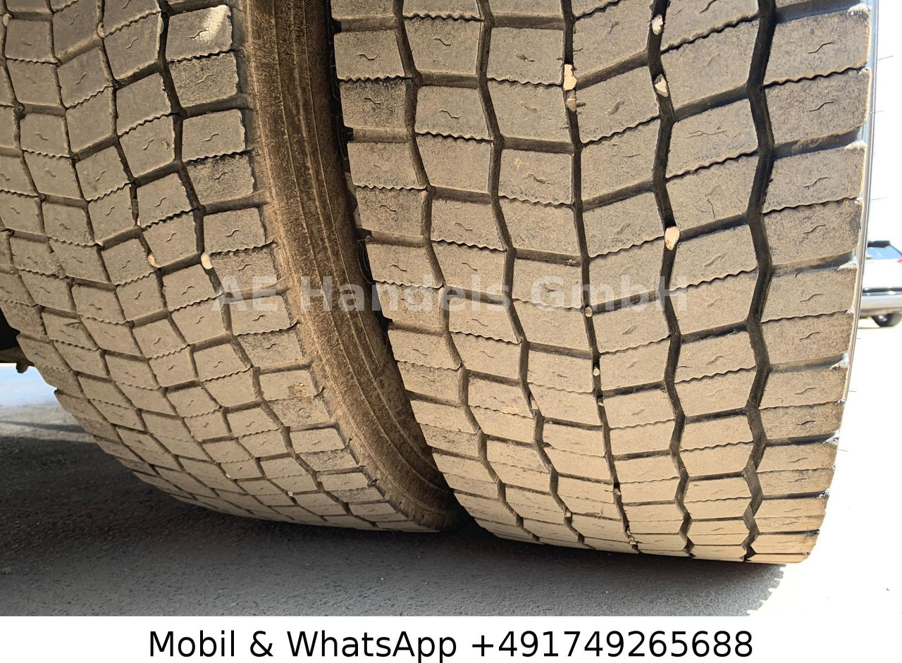 Tracteur routier Scania R580 V8 HighLine 6x2*Retarder/Hydr/66To/Lift/ACC: photos 17 Tracteur routier Scania R580 V8 HighLine 6x2*Retarder/Hydr/66To/Lift/ACC: photos 17