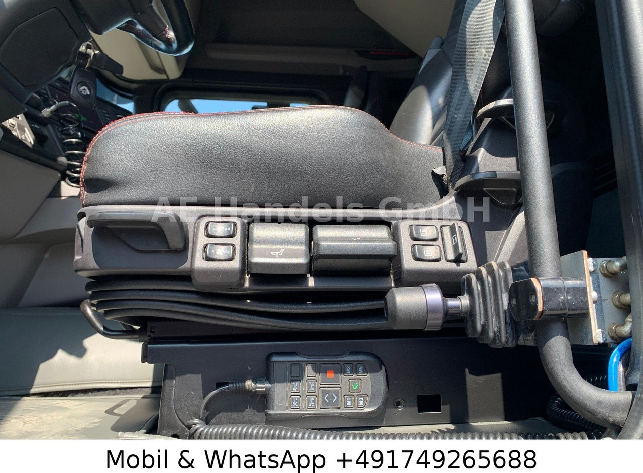 Tracteur routier Scania R580 V8 HighLine 6x2*Retarder/Hydr/66To/Lift/ACC: photos 16 Tracteur routier Scania R580 V8 HighLine 6x2*Retarder/Hydr/66To/Lift/ACC: photos 16