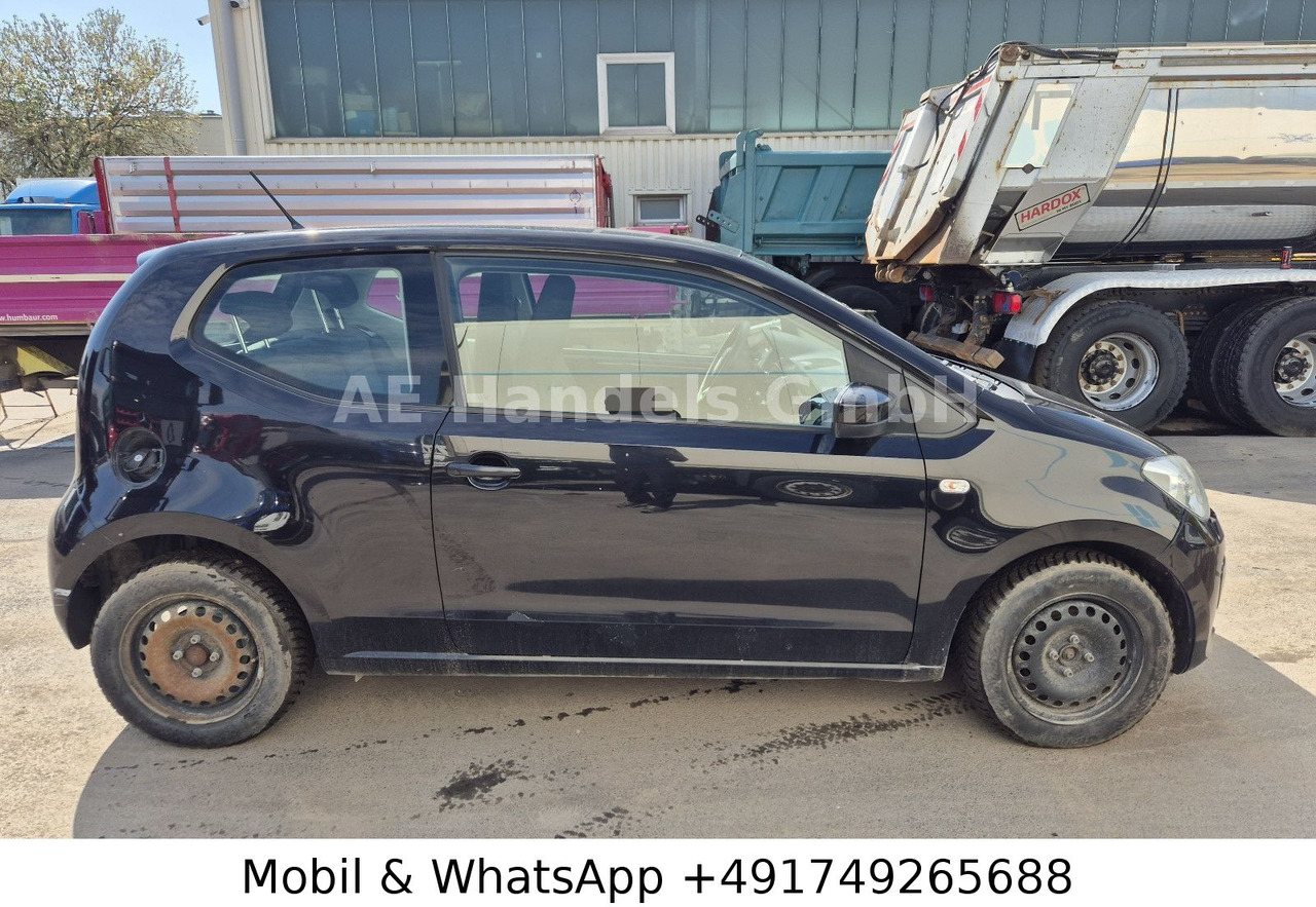 Volkswagen up! move up! 1.0 *Manual / Klima - Voiture: photos 2 Volkswagen up! move up! 1.0 *Manual / Klima - Voiture: photos 2