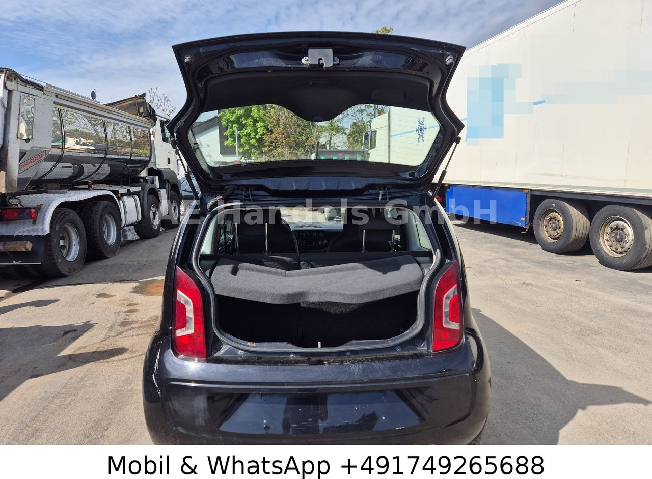 Volkswagen up! move up! 1.0 *Manual / Klima - Voiture: photos 5 Volkswagen up! move up! 1.0 *Manual / Klima - Voiture: photos 5