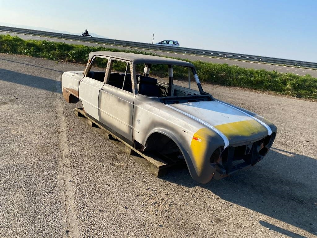 Alfa GUILIA 1300 SUPER NUOVA/Origine France/Oldtimer - Voiture: photos 5 Alfa GUILIA 1300 SUPER NUOVA/Origine France/Oldtimer - Voiture: photos 5