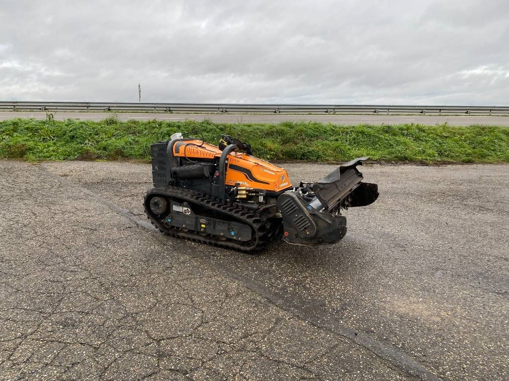 Energreen ENERGREEN ROBOGREEN EVO + HEAD 130 1er Main - Motofaucheuse: photos 3 Energreen ENERGREEN ROBOGREEN EVO + HEAD 130 1er Main - Motofaucheuse: photos 3