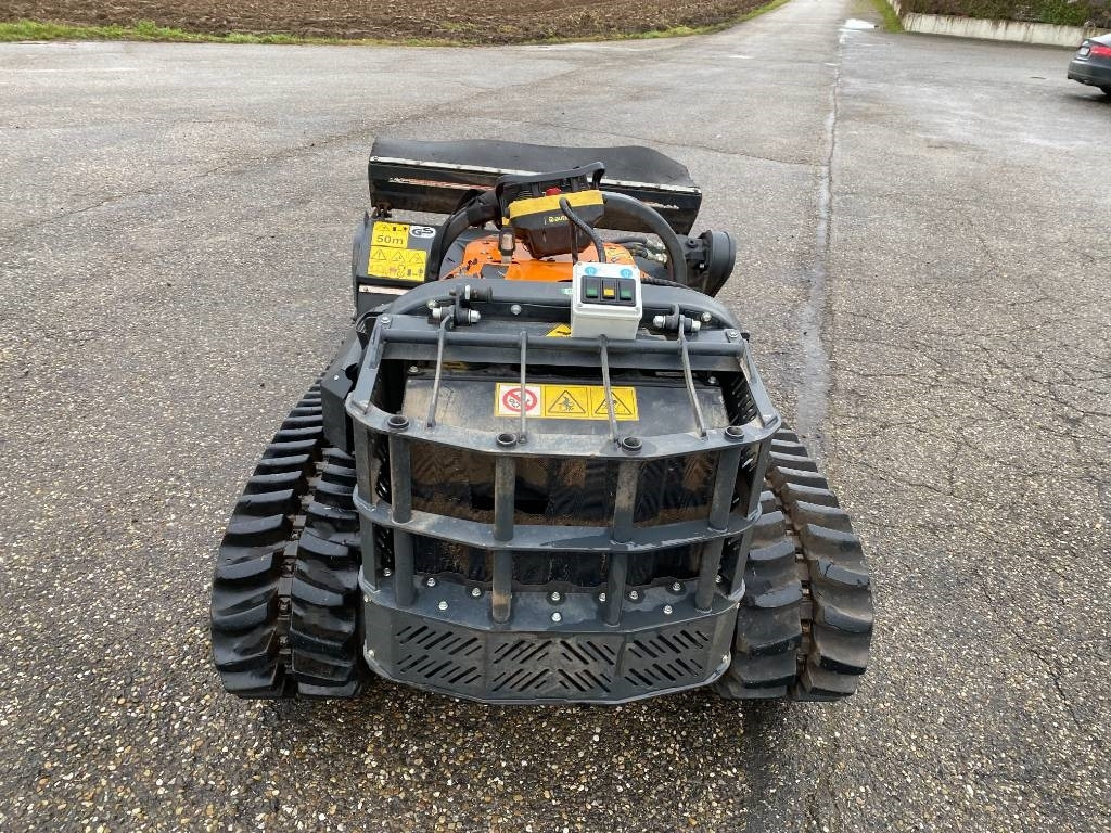 Energreen ENERGREEN ROBOGREEN EVO + HEAD 130 1er Main - Motofaucheuse: photos 5 Energreen ENERGREEN ROBOGREEN EVO + HEAD 130 1er Main - Motofaucheuse: photos 5