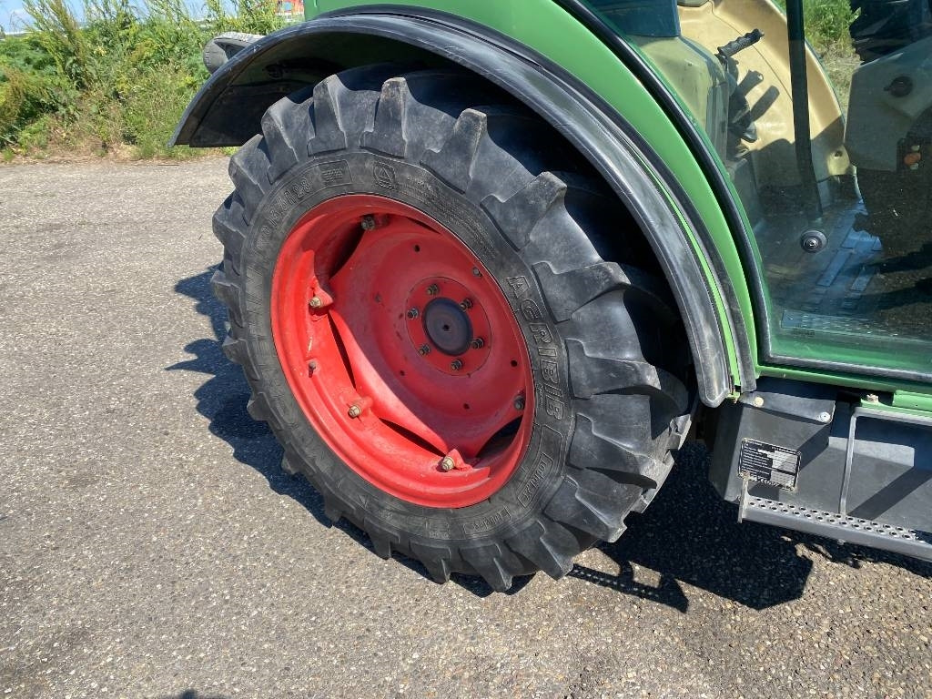 Tracteur agricole Fendt 209F Vario TMS 1er Main endommagé: photos 47
