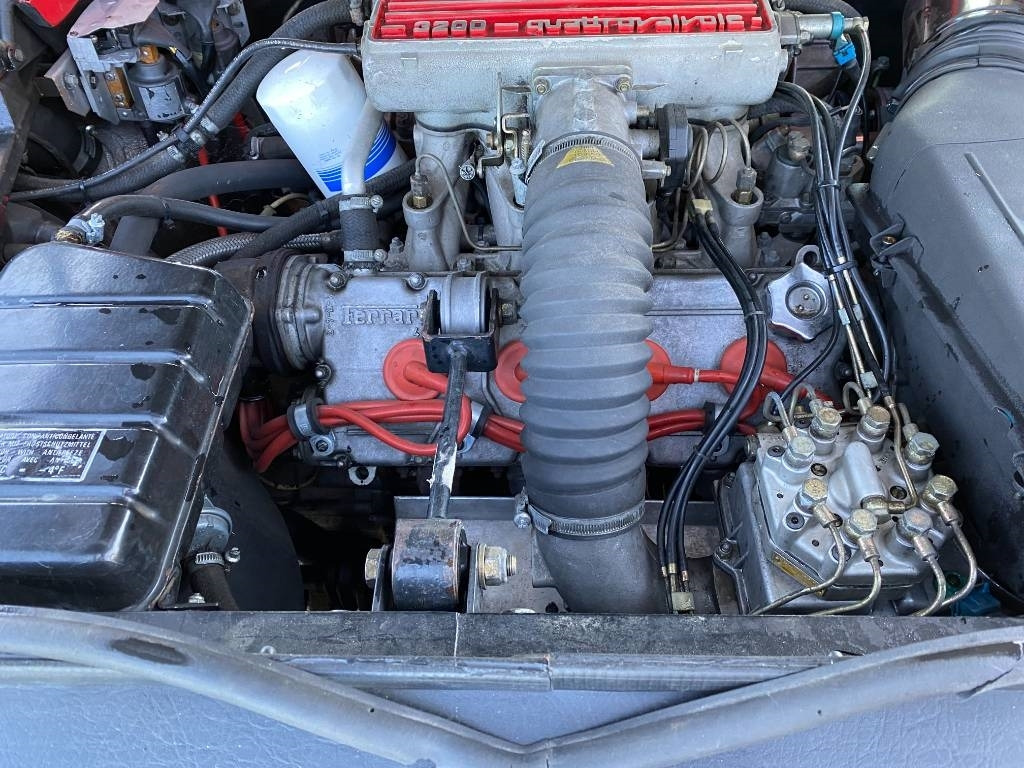 Voiture Ferrari 328 GTS / Origine Française endommagé: photos 21 Voiture Ferrari 328 GTS / Origine Française endommagé: photos 21