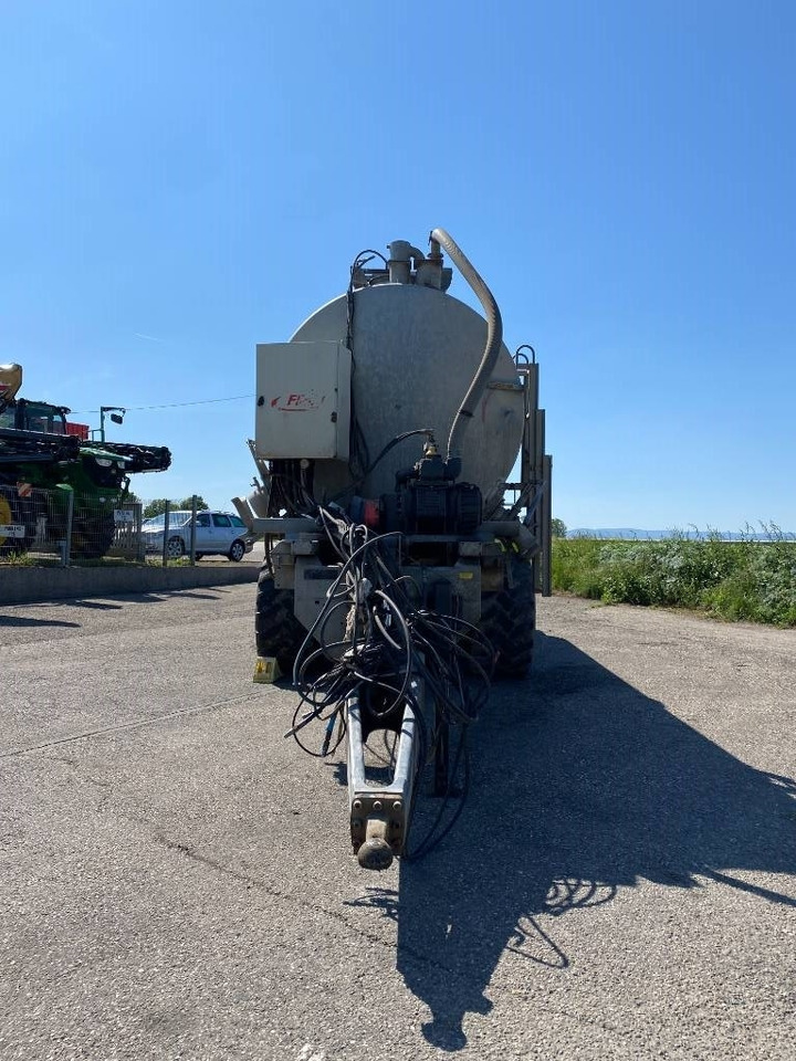 Fliegl WFG10100/Châssis Porteur-Citerne 24000Litres - Tonne à lisier: photos 2 Fliegl WFG10100/Châssis Porteur-Citerne 24000Litres - Tonne à lisier: photos 2