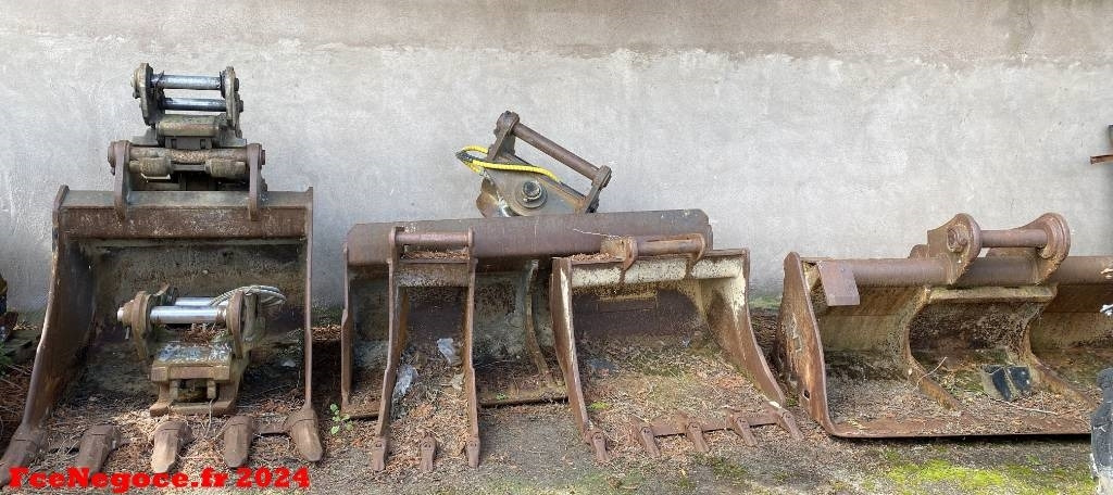 Geith Divers Godets et Attaches - Godet pour Engins de chantier: photos 1 Geith Divers Godets et Attaches - Godet pour Engins de chantier: photos 1