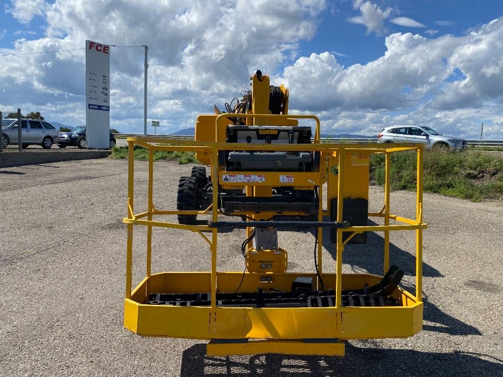 Haulotte HA16 RT/PRO-Certificat CE endommagée - Nacelle télescopique: photos 3 Haulotte HA16 RT/PRO-Certificat CE endommagée - Nacelle télescopique: photos 3