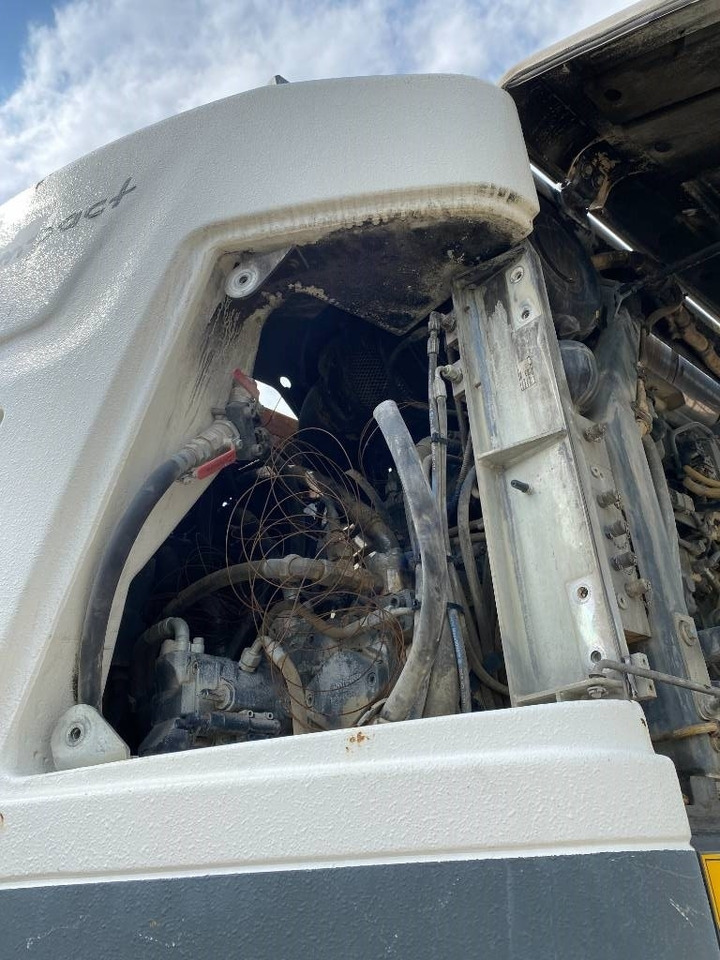 Flèche pour Engins de chantier Liebherr R936 COMPACT NLC de 2022 Vente en pièces détachée: photos 9