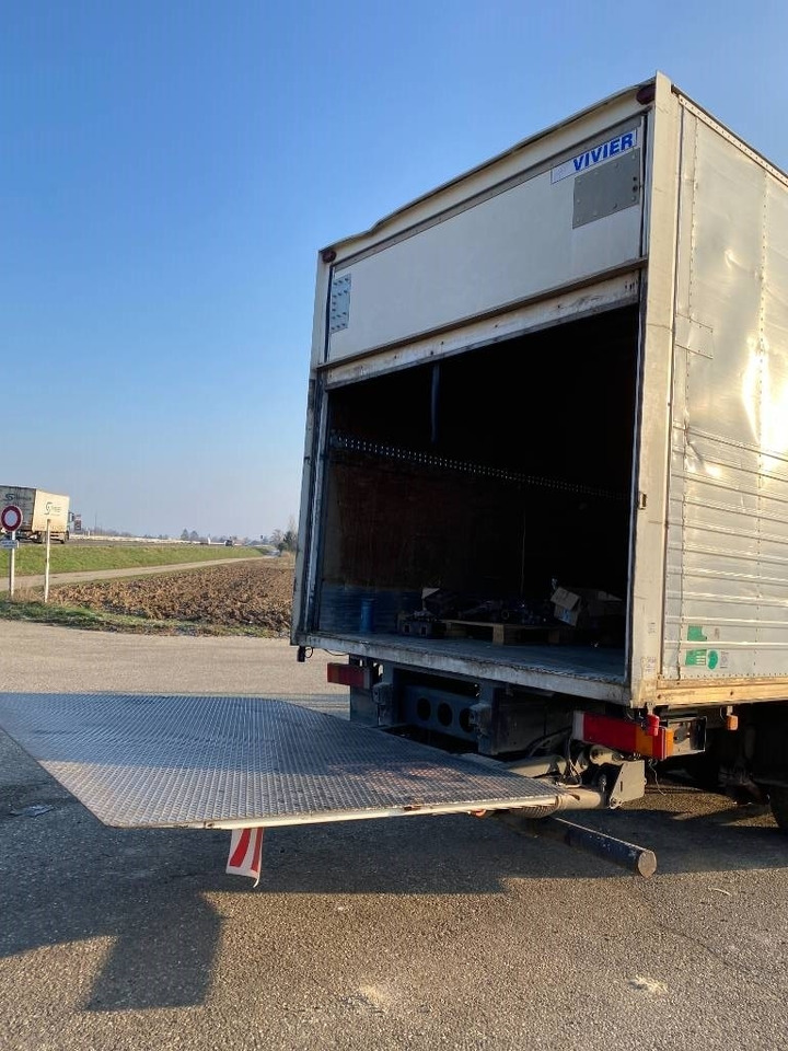 Camion fourgon MAN LE 220C a Réparer: photos 17