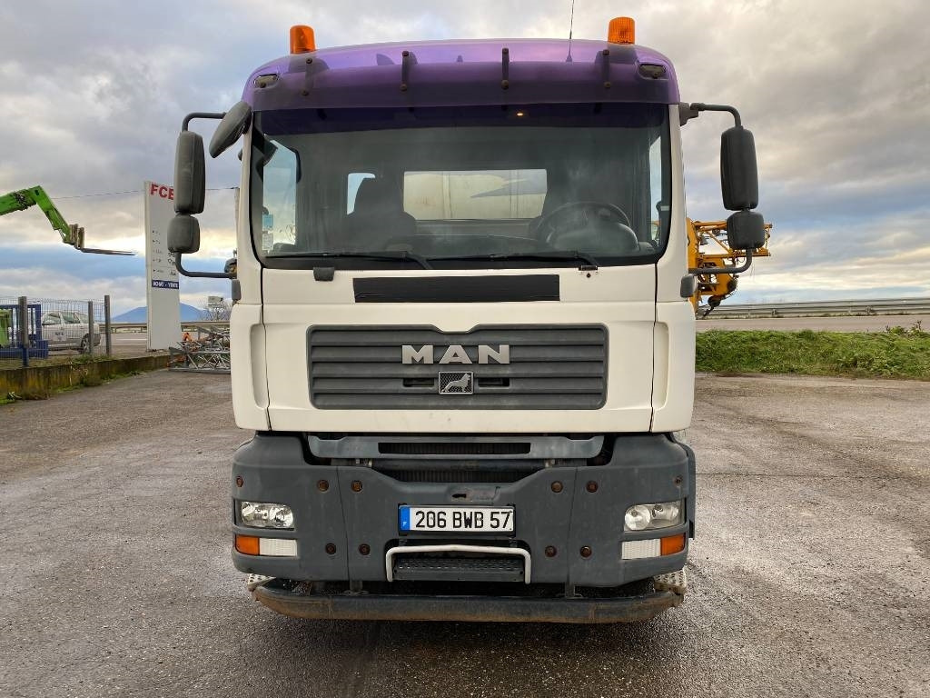 MAN TGA 33.400 /Tridem 8x4 Stetter - Camion malaxeur: photos 2 MAN TGA 33.400 /Tridem 8x4 Stetter - Camion malaxeur: photos 2