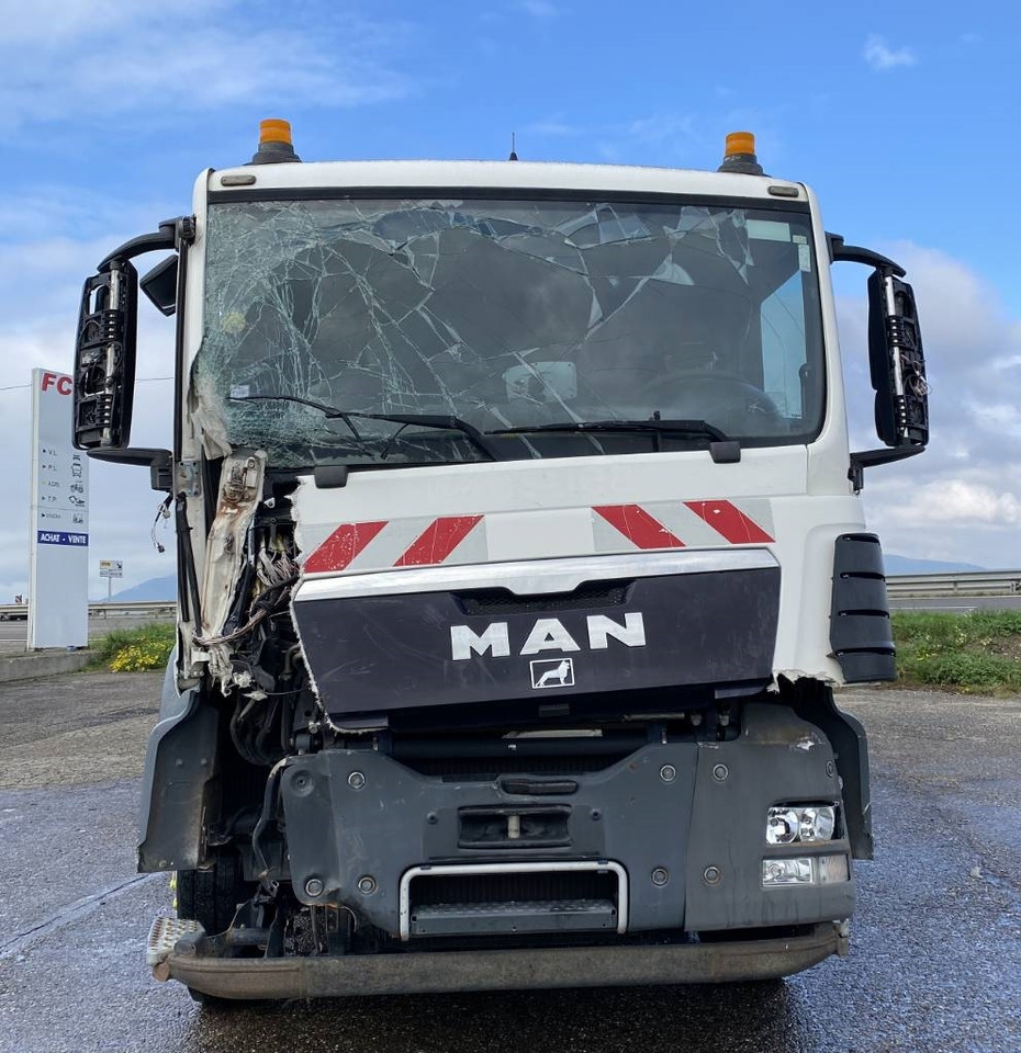 MAN TGS 26.360-6x2 FAUN VR5Z/ZÖLLER endommagé - Benne à ordures ménagères: photos 3 MAN TGS 26.360-6x2 FAUN VR5Z/ZÖLLER endommagé - Benne à ordures ménagères: photos 3