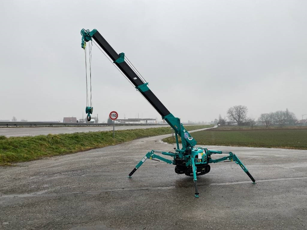 Maeda MC 174 CRM 1er Main Origine Française endommagée - Grue sur chenilles: photos 4 Maeda MC 174 CRM 1er Main Origine Française endommagée - Grue sur chenilles: photos 4