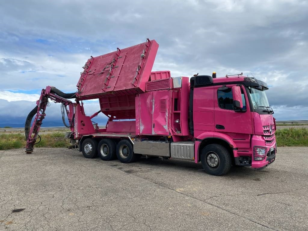 Mercedes-Benz ACTROS 3251/RSP ESE6-RD8000 endommagée - Camion hydrocureur: photos 5 Mercedes-Benz ACTROS 3251/RSP ESE6-RD8000 endommagée - Camion hydrocureur: photos 5