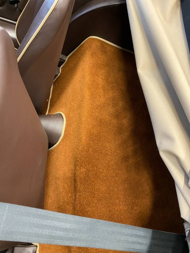 Voiture Morgan Roadster 3.7i/Ford V6 Boite manuelle endommagé: photos 50 Voiture Morgan Roadster 3.7i/Ford V6 Boite manuelle endommagé: photos 50