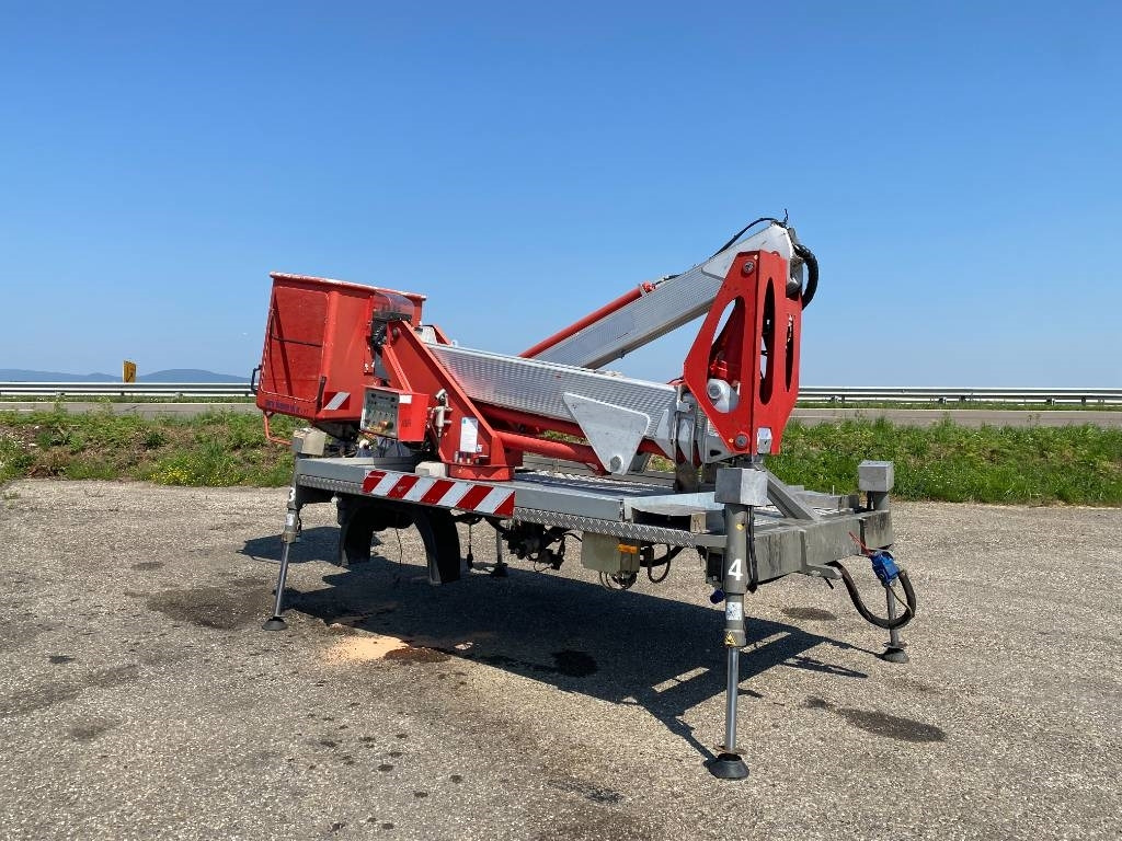 Multitel Nacelle Multitel MX 200 A réviser - Nacelle: photos 3 Multitel Nacelle Multitel MX 200 A réviser - Nacelle: photos 3