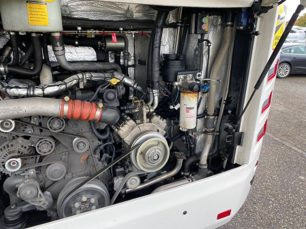 Bus interurbain Otokar ULYSO-T Cummins e6/316Ps endommagé: photos 38