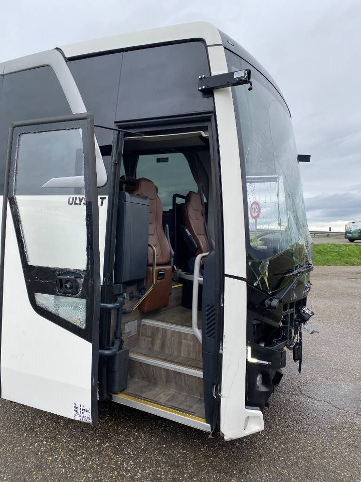 Bus interurbain Otokar ULYSO-T Cummins e6/316Ps endommagé: photos 45