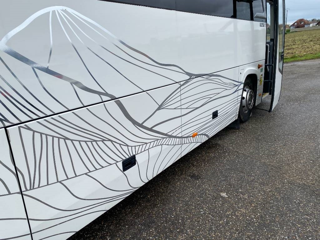 Bus interurbain Otokar ULYSO-T Cummins e6/316Ps endommagé: photos 43