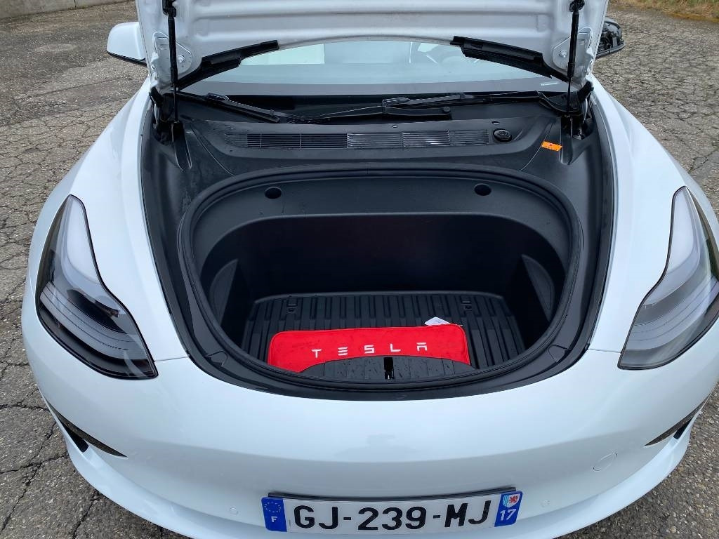 Voiture Tesla MODEL 3 5YJ3 - Rwd-Carte Grise Française endommagé: photos 46
