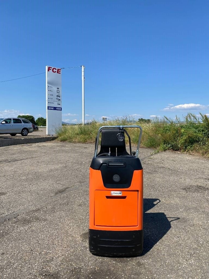 Toyota BT/MOVIT TSE 150-708 1er MAIN endommagé - Chariot tracteur: photos 2 Toyota BT/MOVIT TSE 150-708 1er MAIN endommagé - Chariot tracteur: photos 2