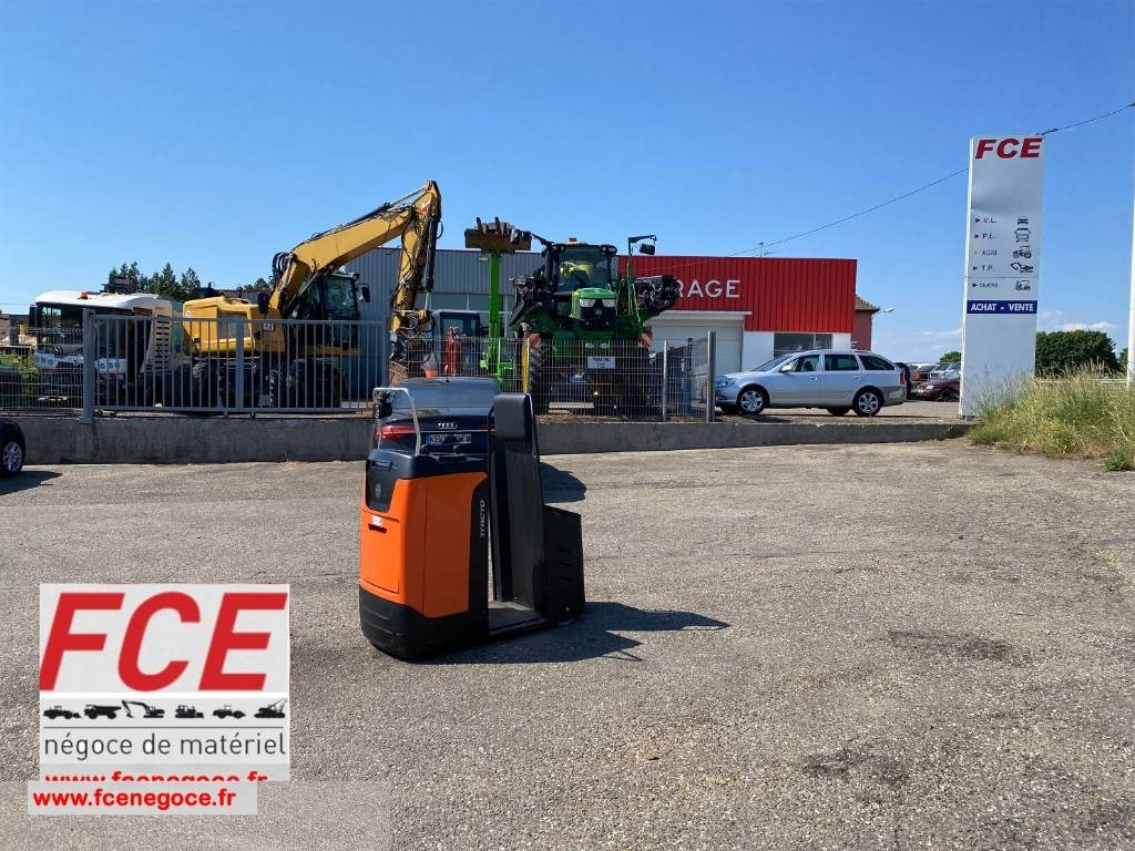 Toyota BT/MOVIT TSE 150-708 1er MAIN endommagé - Chariot tracteur: photos 1 Toyota BT/MOVIT TSE 150-708 1er MAIN endommagé - Chariot tracteur: photos 1