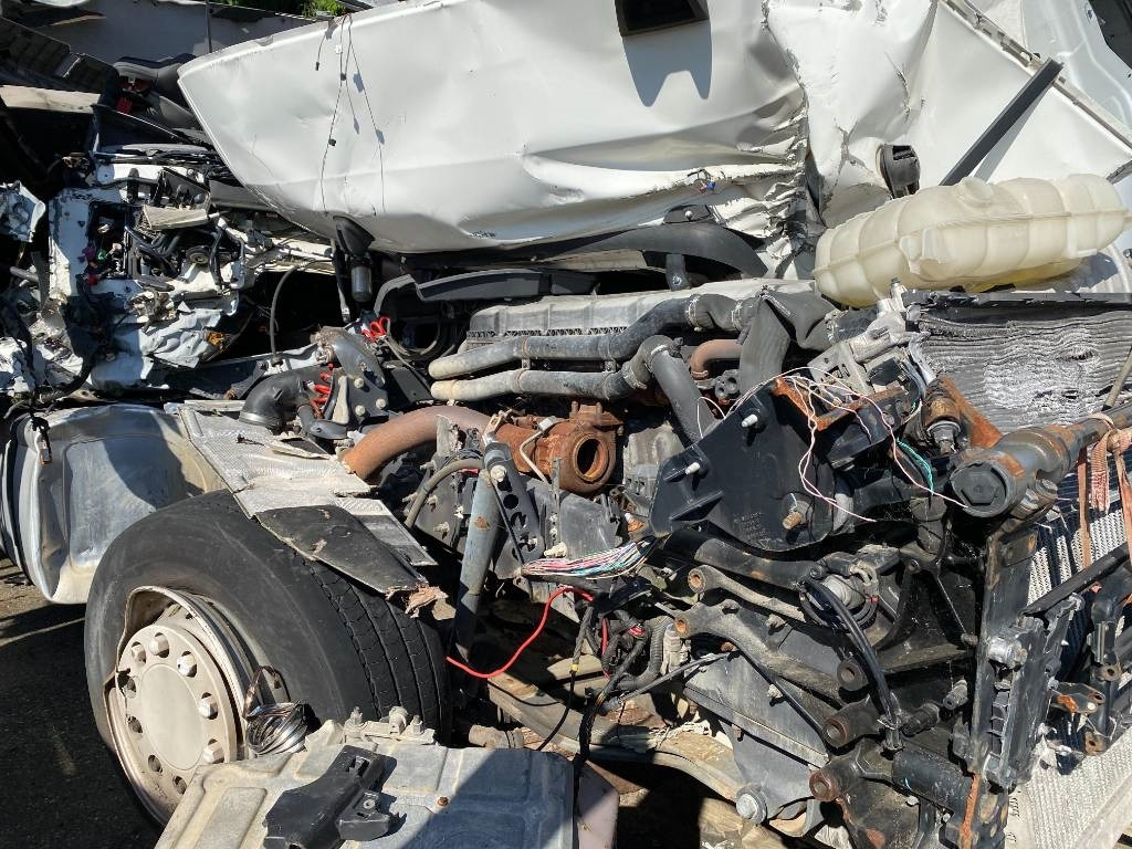 Renault T460 Vente en pièces détachée - Tracteur routier: photos 5 Renault T460 Vente en pièces détachée - Tracteur routier: photos 5