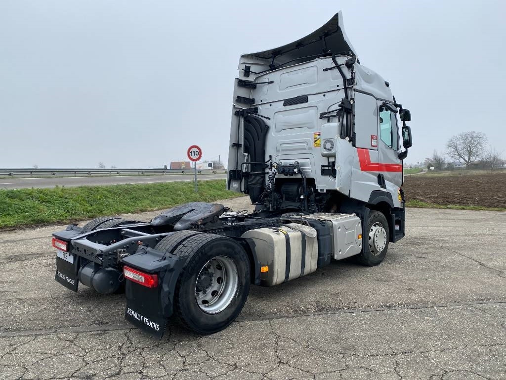 Renault T480 De13 / 1er Main endommagé - Tracteur routier: photos 4 Renault T480 De13 / 1er Main endommagé - Tracteur routier: photos 4