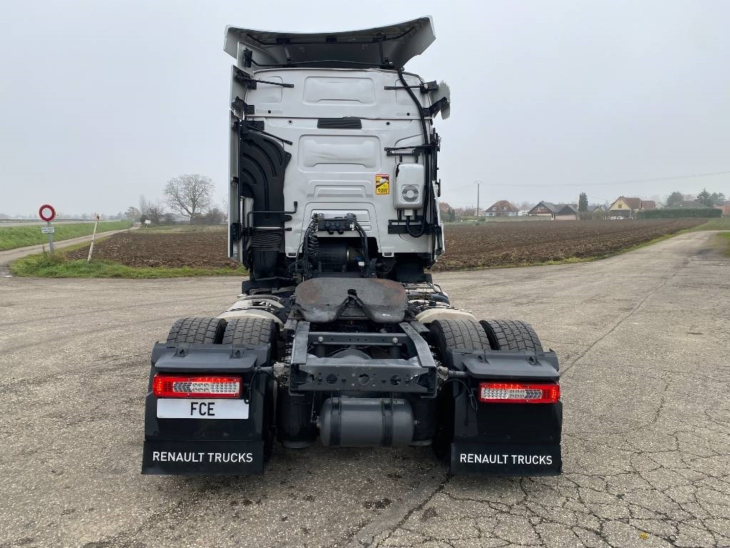 Renault T480 De13 / 1er Main endommagé - Tracteur routier: photos 5 Renault T480 De13 / 1er Main endommagé - Tracteur routier: photos 5
