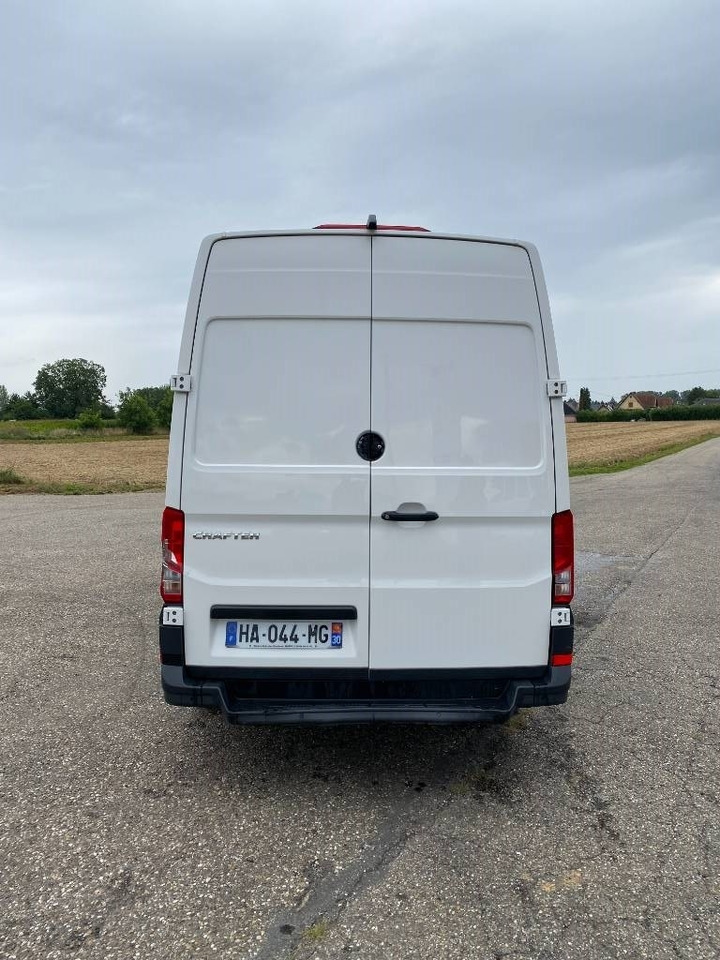 Volkswagen CRAFTER 2.0 TDI 140 L2H3 / 1er Main endommagée - Fourgon grand volume: photos 5 Volkswagen CRAFTER 2.0 TDI 140 L2H3 / 1er Main endommagée - Fourgon grand volume: photos 5