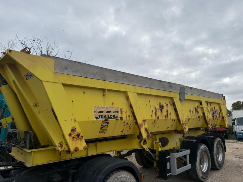 FRUEHAUF TRAILOR BENNE TP ACIER 3 ESSIEUX - Semi-remorque benne: photos 3 FRUEHAUF TRAILOR BENNE TP ACIER 3 ESSIEUX - Semi-remorque benne: photos 3