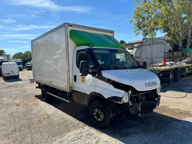Iveco 70C180 CAISSE HAYON - Fourgon grand volume: photos 3 Iveco 70C180 CAISSE HAYON - Fourgon grand volume: photos 3