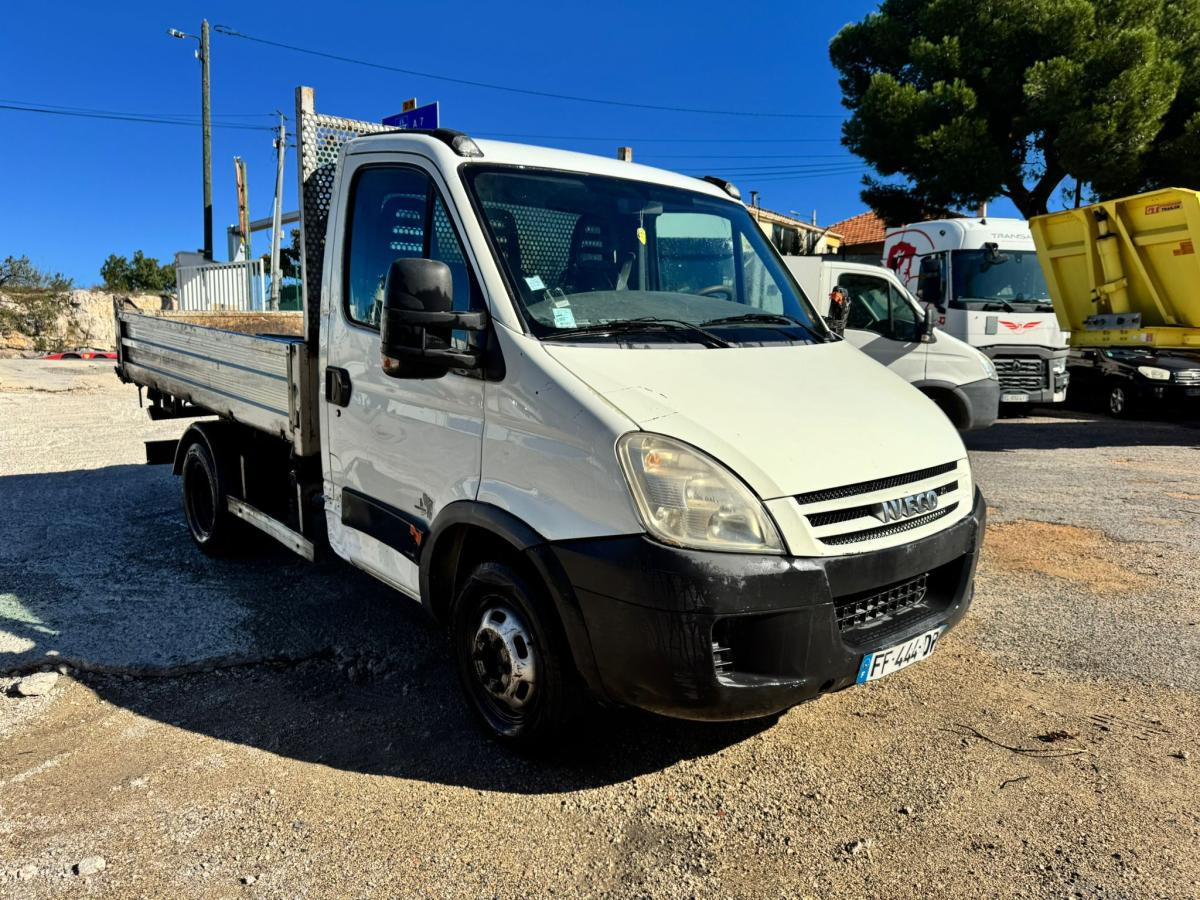 Iveco Daily 35C15 - Utilitaire benne: photos 5 Iveco Daily 35C15 - Utilitaire benne: photos 5