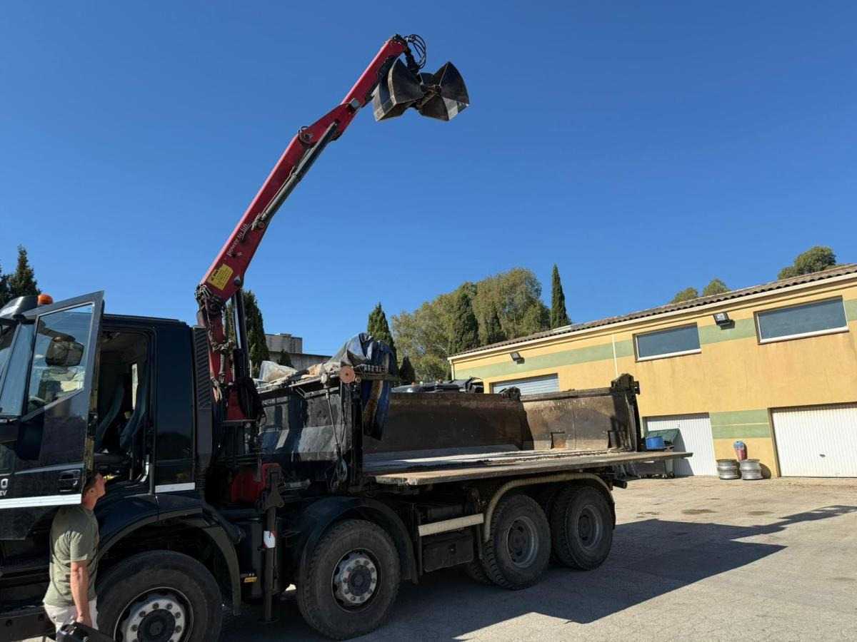 Iveco TRAKKER 410 EEV BI-BENNE GRUE MARREL 8X4 - Camion benne: photos 5 Iveco TRAKKER 410 EEV BI-BENNE GRUE MARREL 8X4 - Camion benne: photos 5