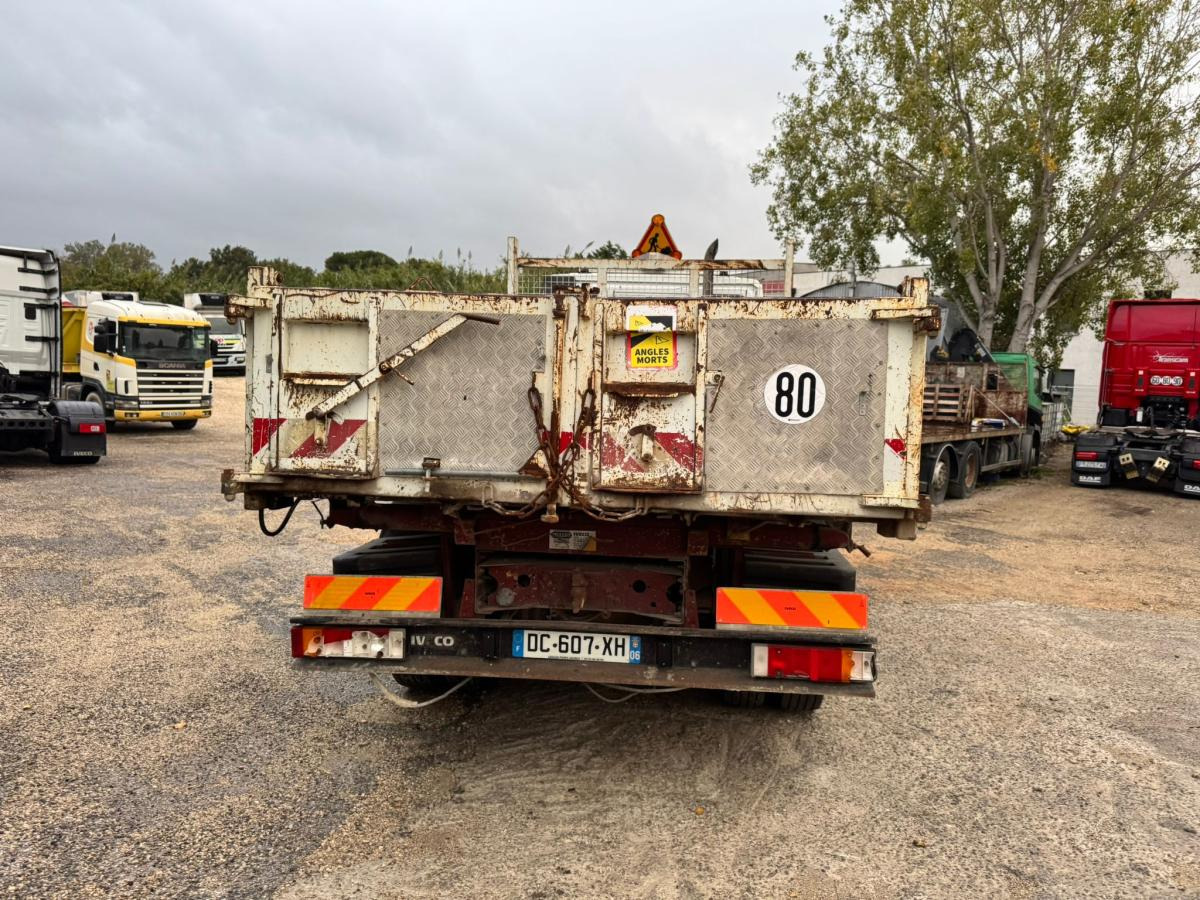 Iveco Tector 120E18 - Camion benne: photos 5 Iveco Tector 120E18 - Camion benne: photos 5