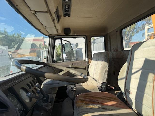 Iveco UNIC 175-24 BENNE GRUE - Camion benne, Camion grue: photos 5 Iveco UNIC 175-24 BENNE GRUE - Camion benne, Camion grue: photos 5