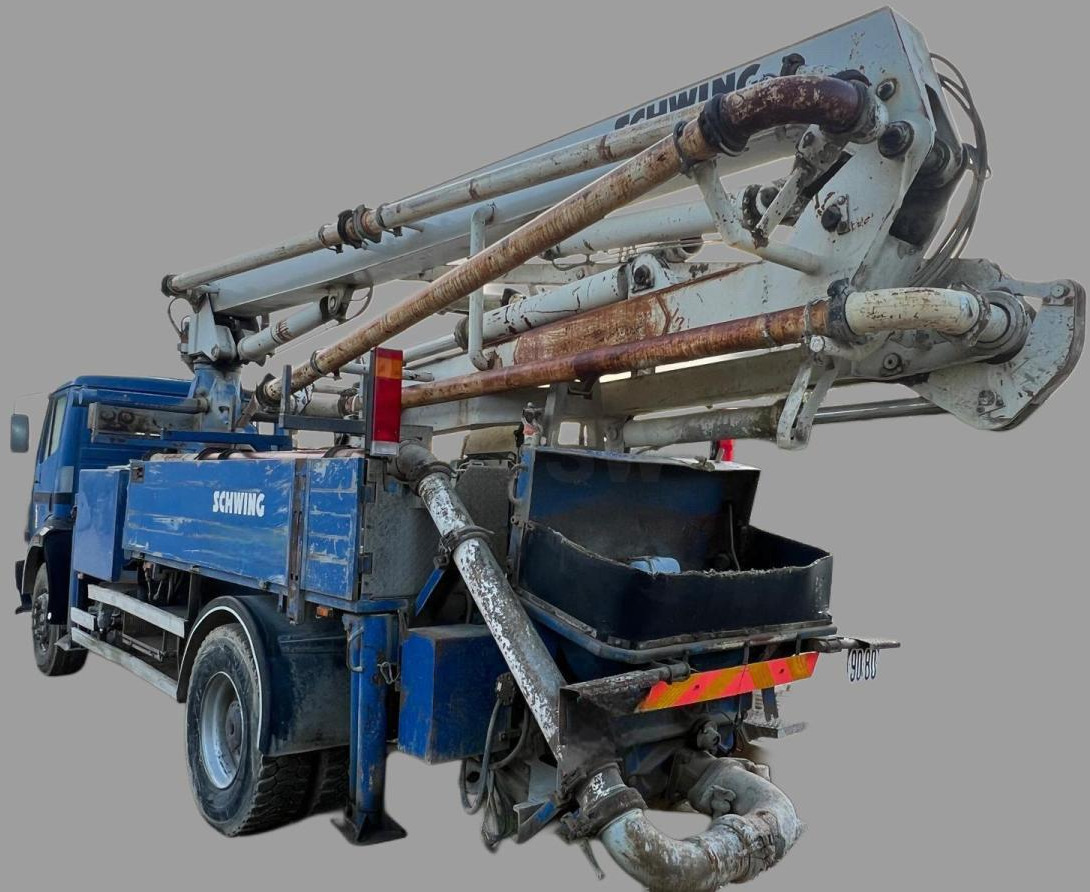 Mercedes 1835 - Camion pompe: photos 4 Mercedes 1835 - Camion pompe: photos 4