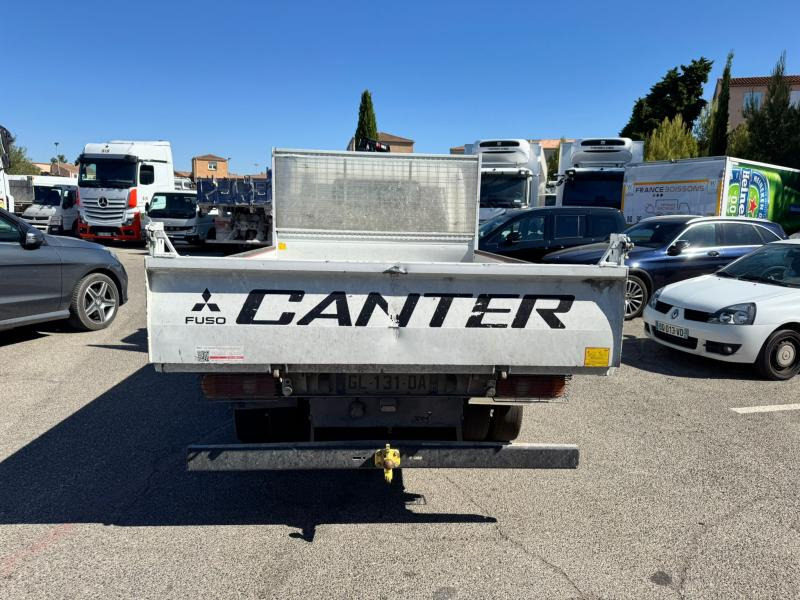 Mitsubishi Fuso Canter 3C15 - Utilitaire benne: photos 5 Mitsubishi Fuso Canter 3C15 - Utilitaire benne: photos 5