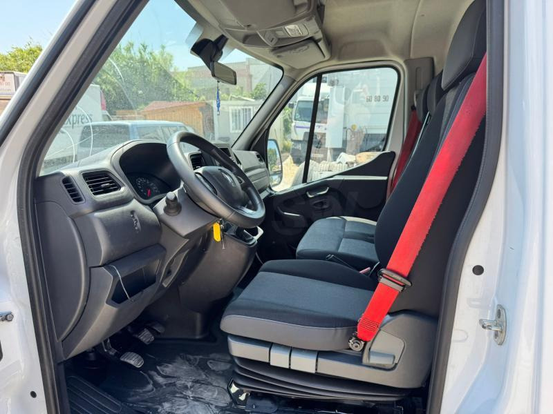 Renault Master 2.5 150 cv - Fourgon grand volume: photos 4 Renault Master 2.5 150 cv - Fourgon grand volume: photos 4