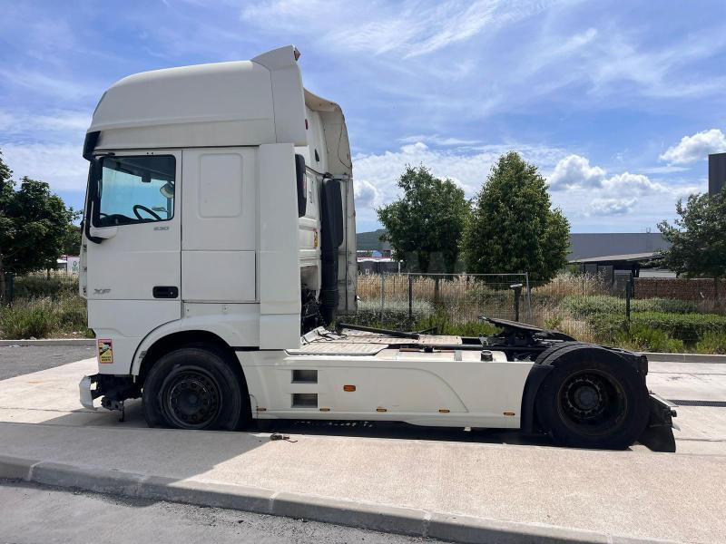 DAF XF 530 - Tracteur routier: photos 5 DAF XF 530 - Tracteur routier: photos 5